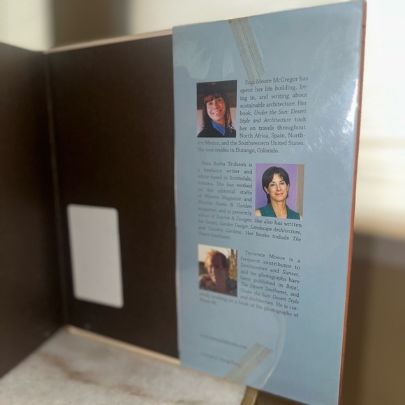 Living Homes Book - Sustainable Architecture and Design - Picture 5 of 8